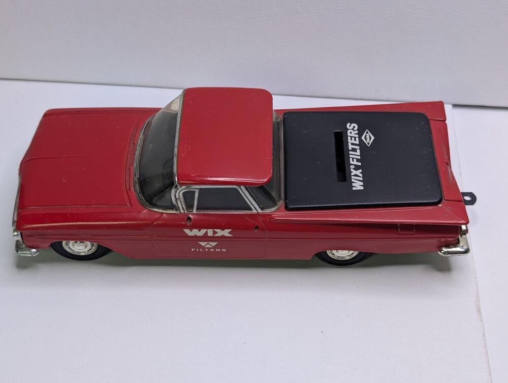 ERTL WIX Filters 1959 Chevy El Camino Diecast Coin Bank 1:25 Red GM Promo